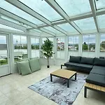 220 Qm Penthouse Wohnung Mit Fahrstuhl - Ohne Spa